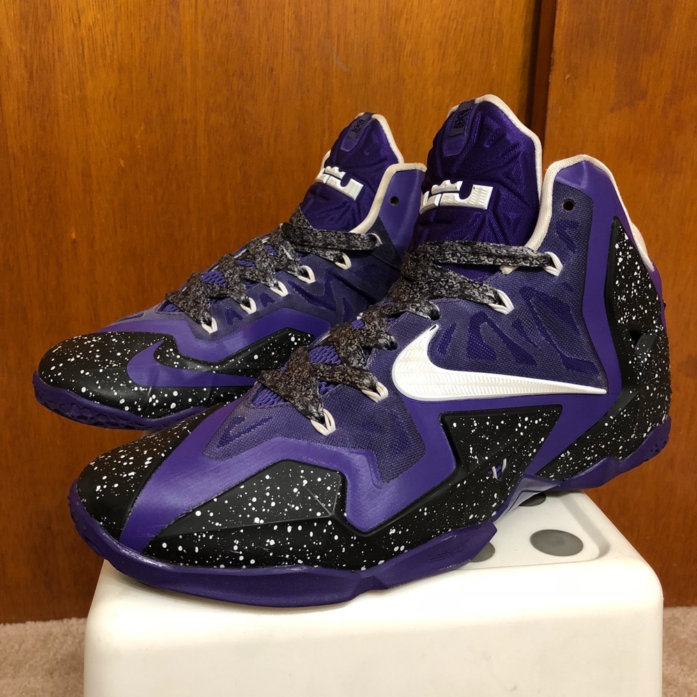 Nike ID Lebron 11